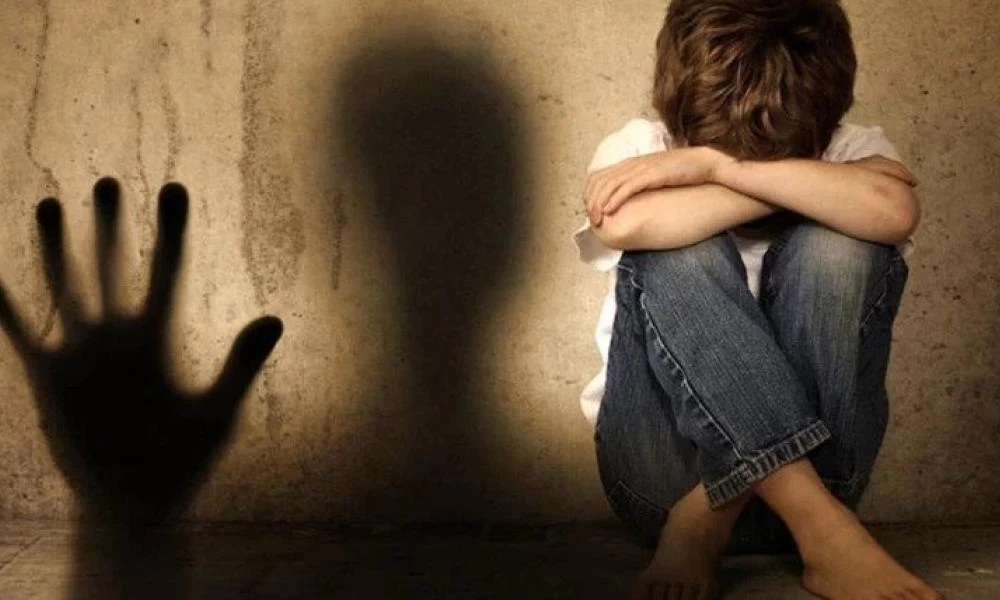 Ηλεία: 52χρονος αλλοδαπός παρενοχλούσε σεξουαλικά ανήλικο αγοράκι!